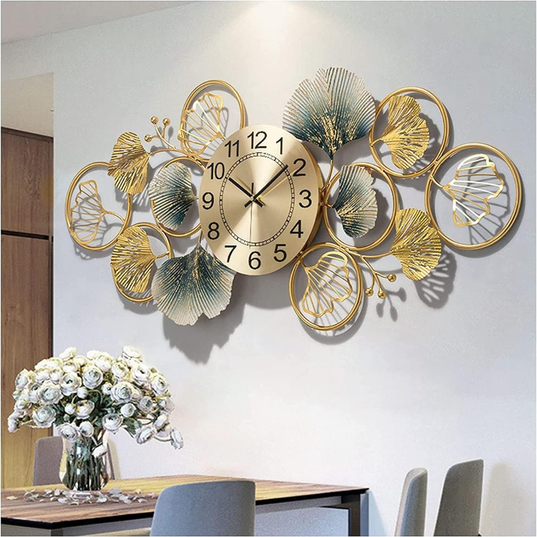 Wall Clock with Leaf Design