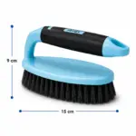 Slings Grippo iron cleaning brush with sturdy bristles for removing dirt and grime